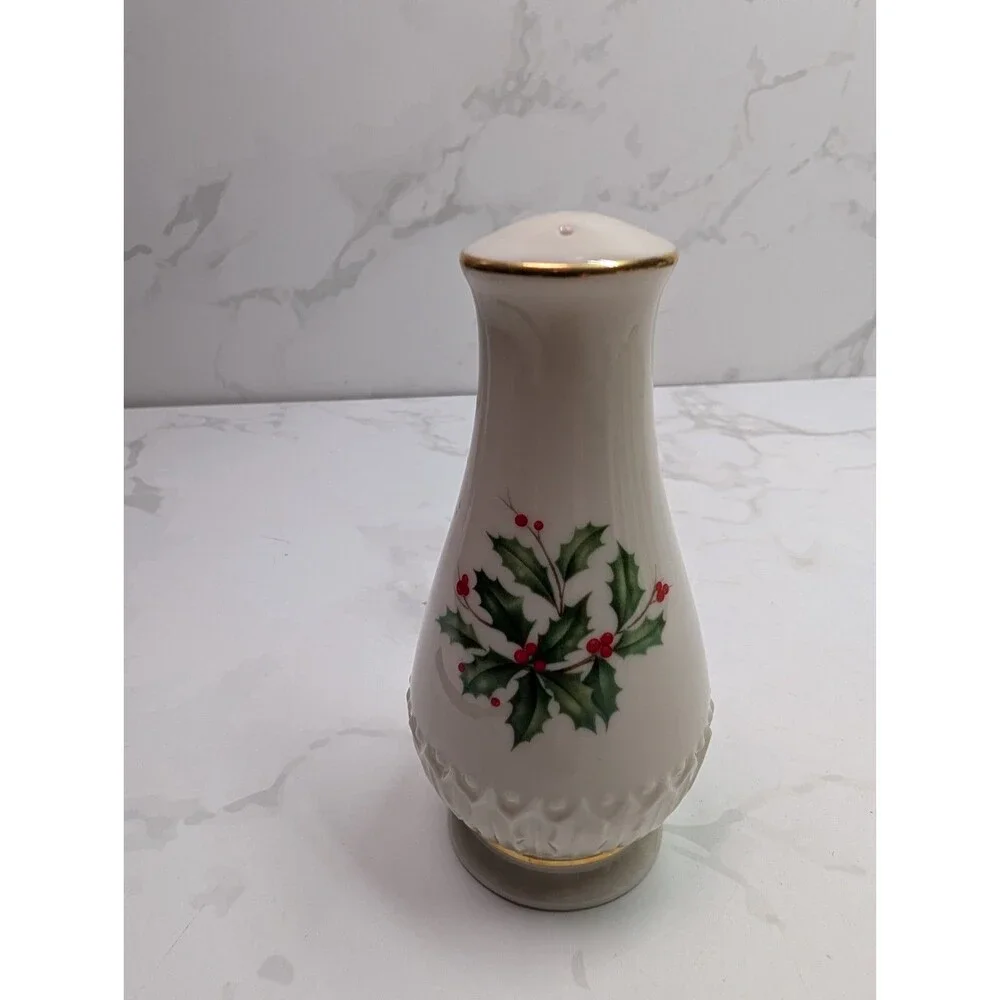 Lenox Holiday Salt & Pepper Shakers Pair Holly Berry Gold Trim USA Porcelain